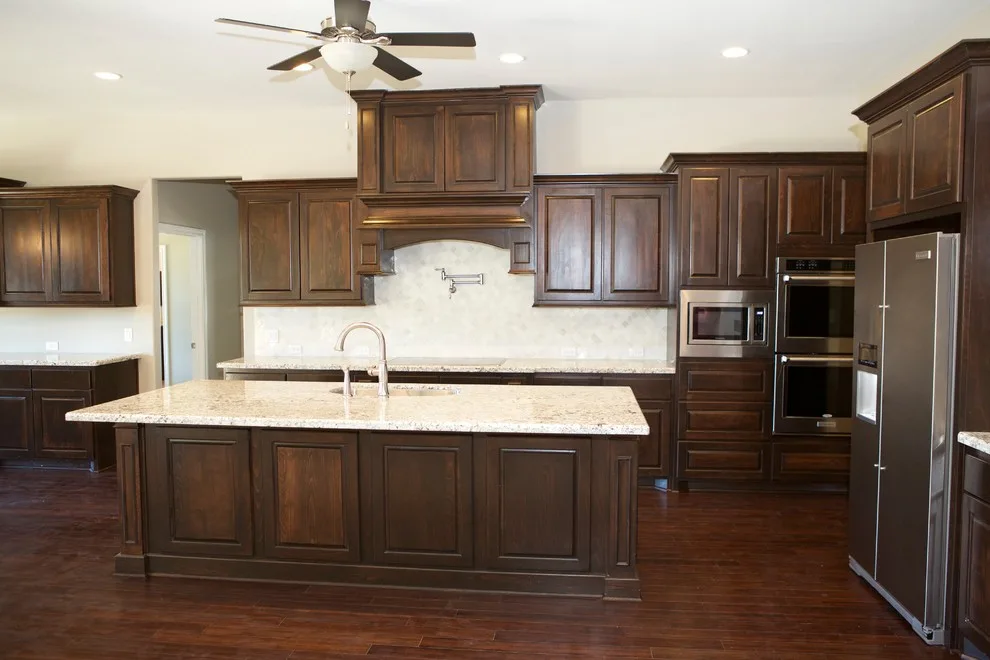 Lakeview Personalized Residence by Premier Builders - Photo 11