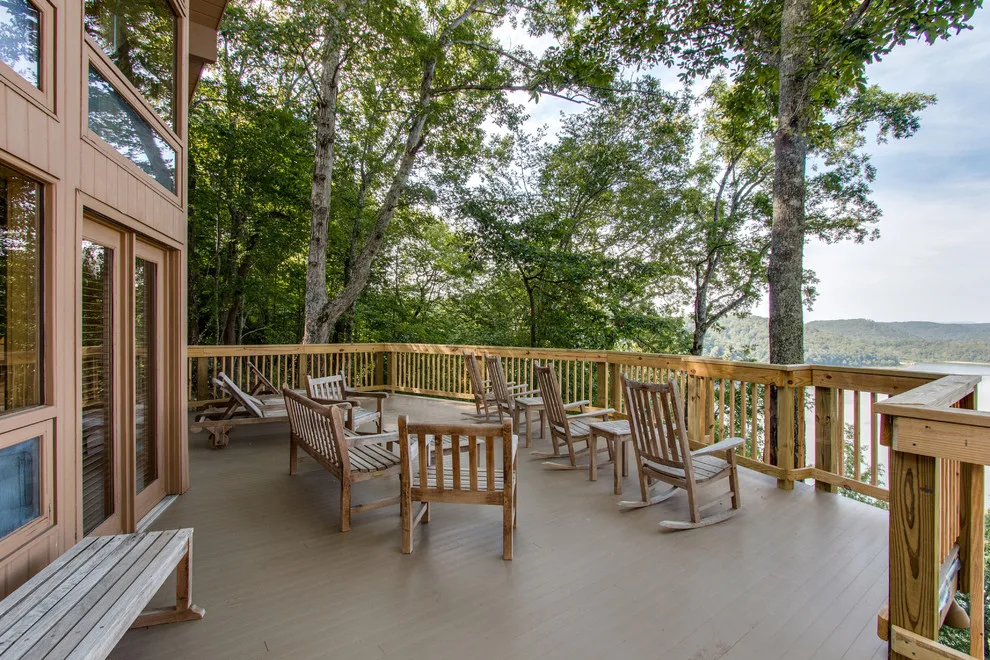 Charming New Residence by CHL Contractors Inc. - Photo 28