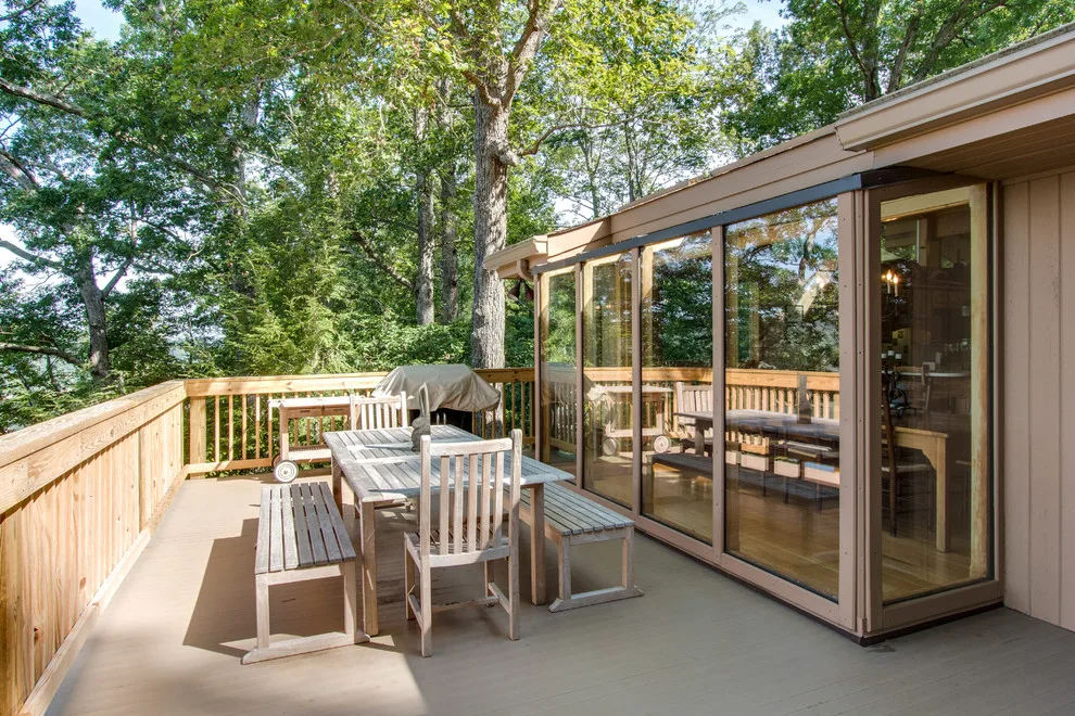 Charming New Residence by CHL Contractors Inc. - Photo 29