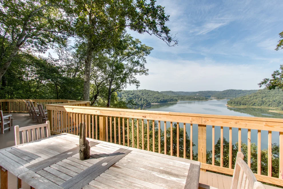 Charming New Residence by CHL Contractors Inc. - Photo 21