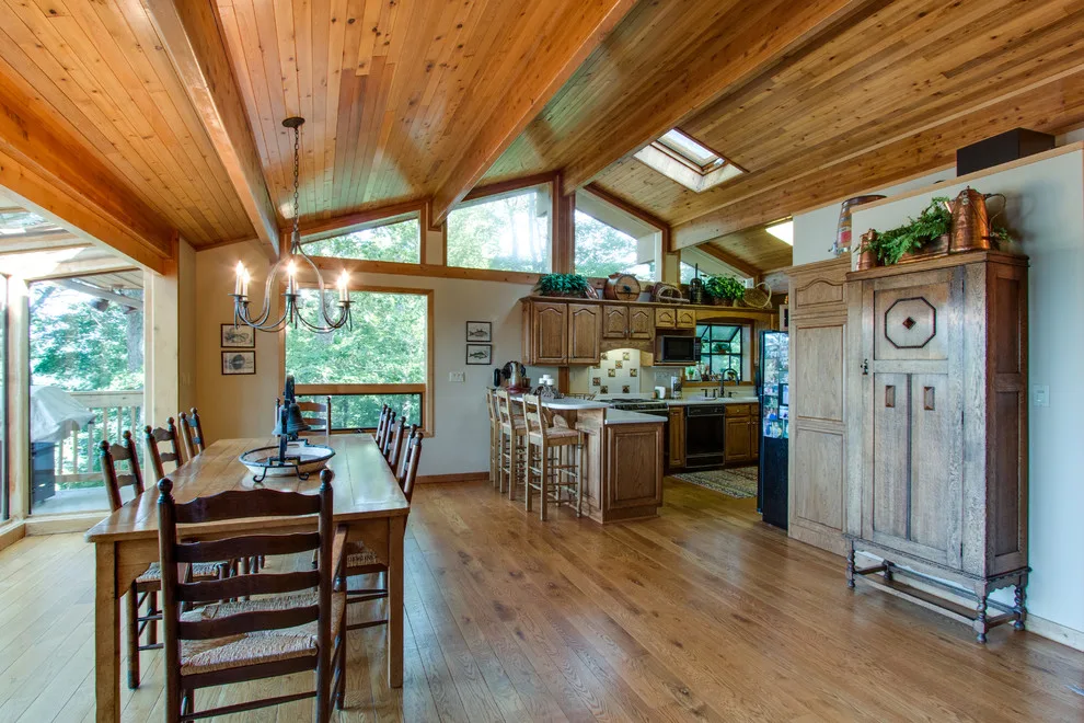 Charming New Residence by CHL Contractors Inc. - Photo 20
