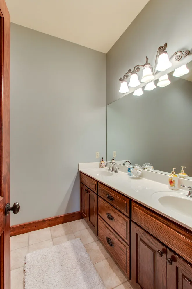 Artisan Residence by CHL Contractors Inc. - Photo 16