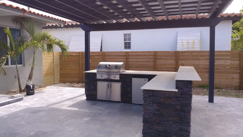 Outdoor Kitchen and Driveway by Amazing Outdoors Miami - Photo 7