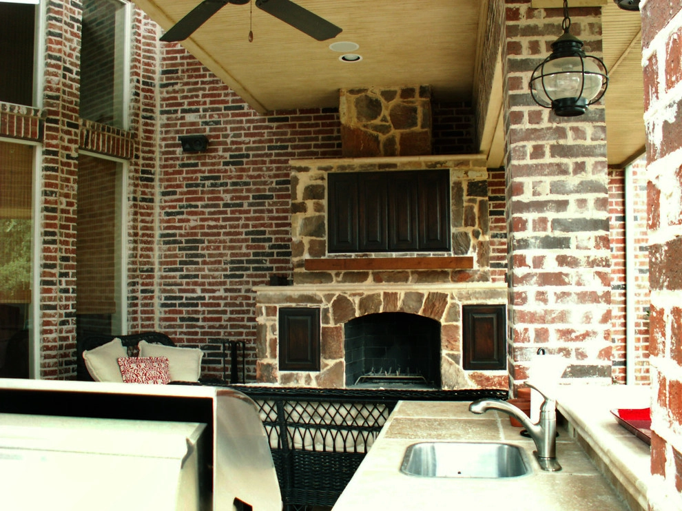 Castle Hills Outdoor Entertainment by LandPatterns, Inc - Photo 5