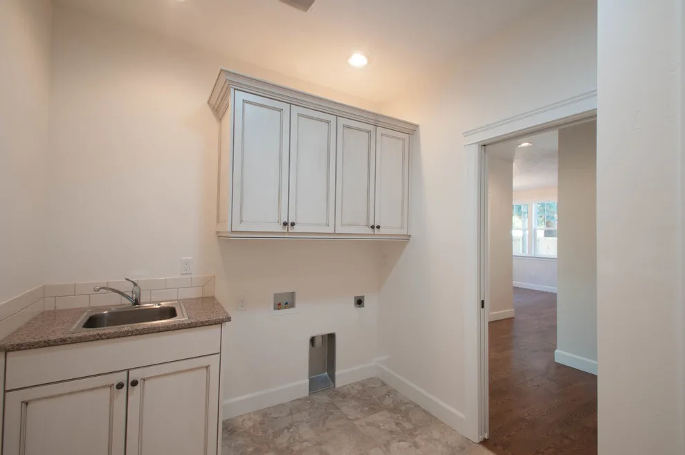 Contemporary Craftsman Complete Home Building by Property Rehab Solutions - Photo 29