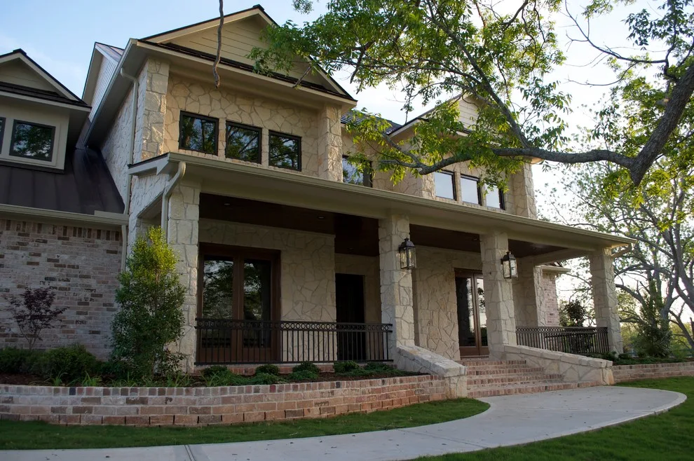 Arrow Custom Homes, Inc. - Photo 11