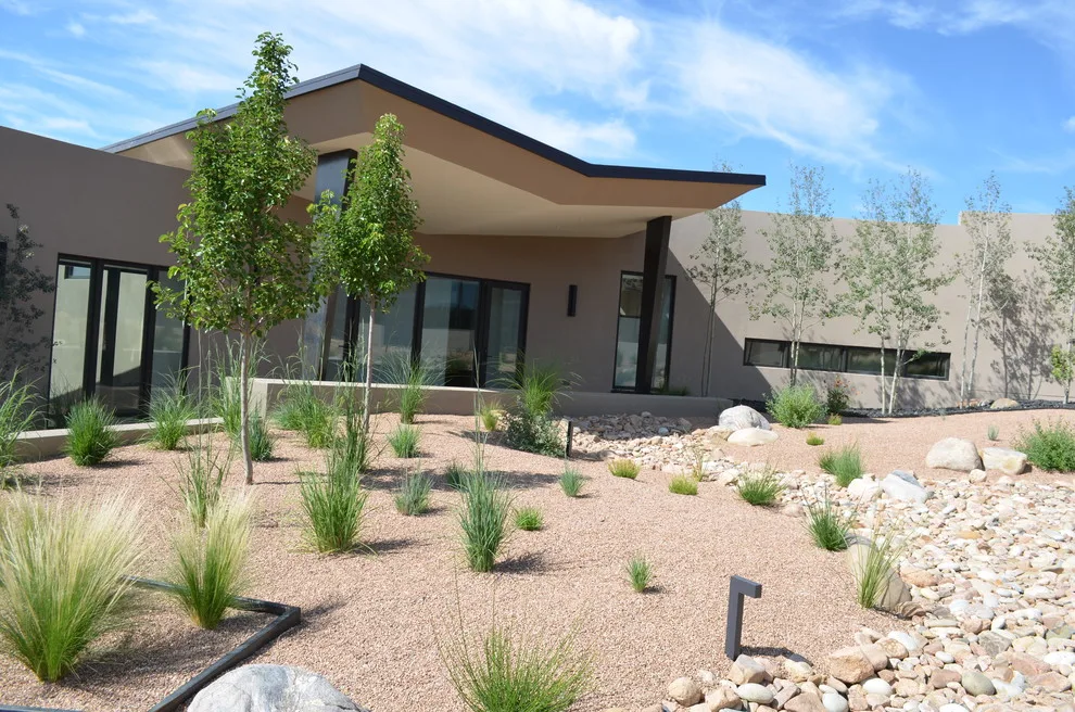 Native & Ultra-Contemporary MasterPiece by Serquis + Associates Landscape Architecture - Photo 18