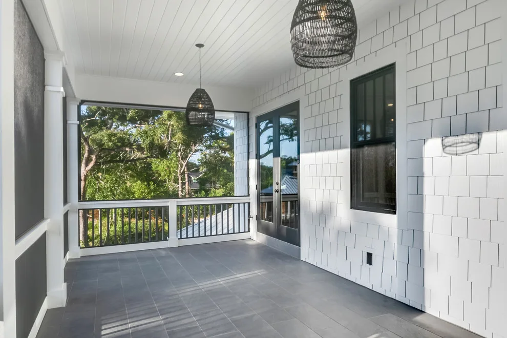 Coastal Summit Transitional by Riverside Homes Custom - Photo 10