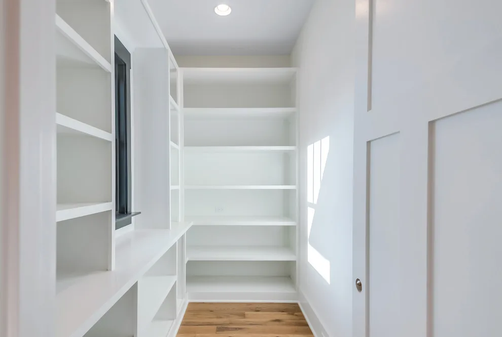 Coastal Summit Transitional by Riverside Homes Custom - Photo 23