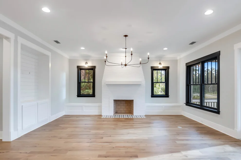 Coastal Summit Transitional by Riverside Homes Custom - Photo 7