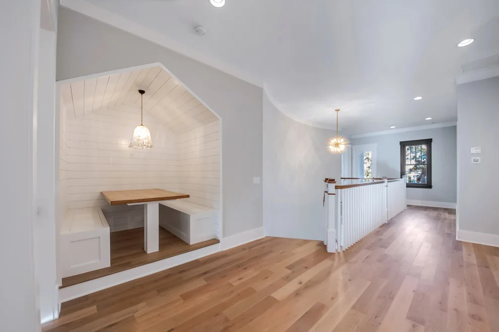 Coastal Summit Transitional by Riverside Homes Custom - Photo 16