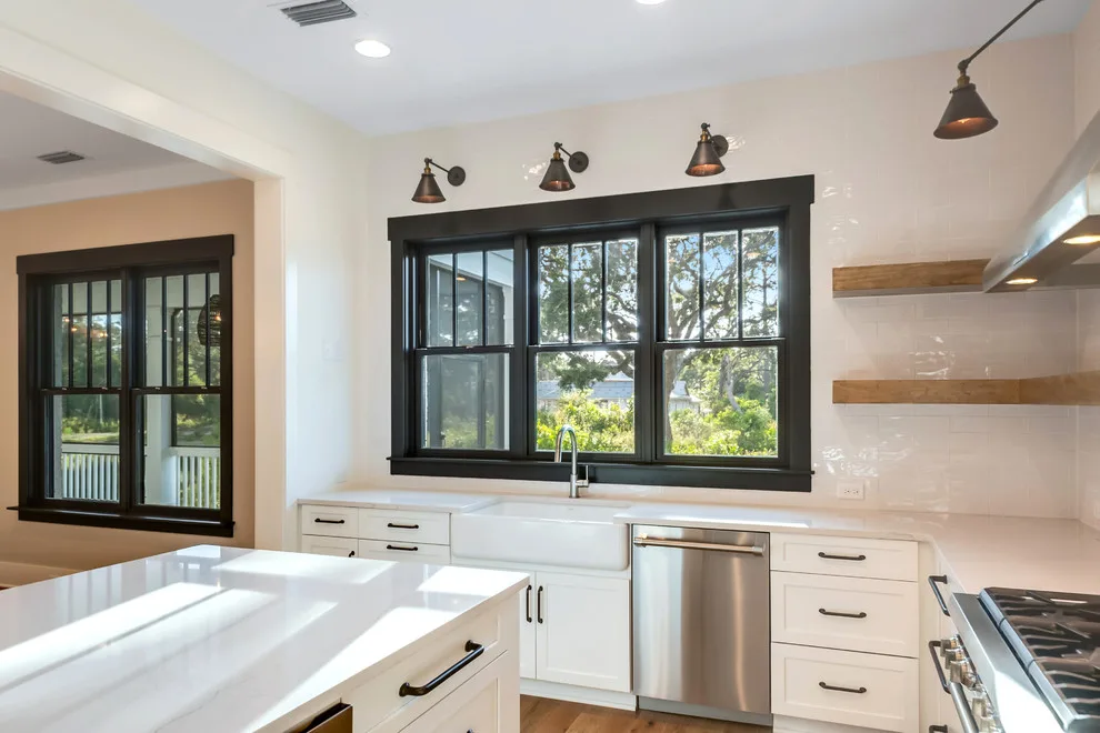 Coastal Summit Transitional by Riverside Homes Custom - Photo 5
