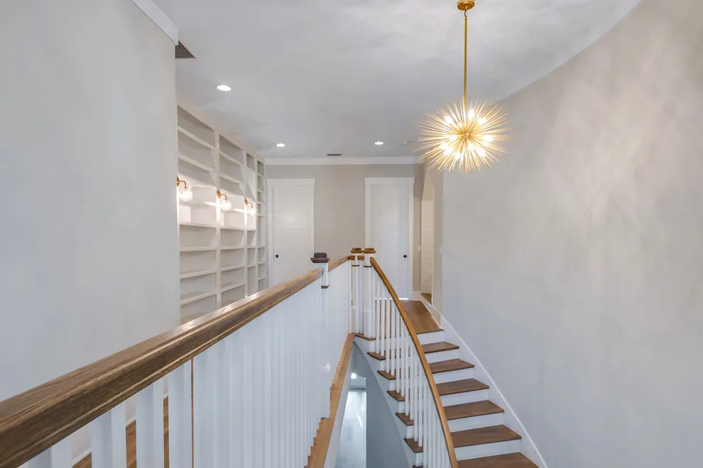 Coastal Summit Transitional by Riverside Homes Custom - Photo 24