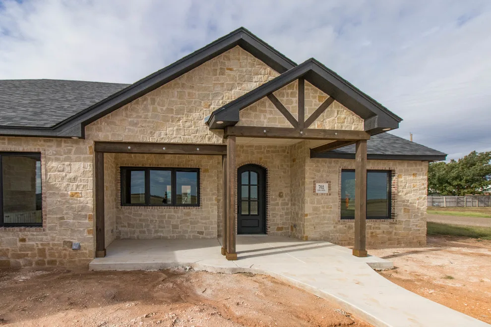 Orchid Bespoke Residence by Bobby Murray Homes LLC - Photo 8