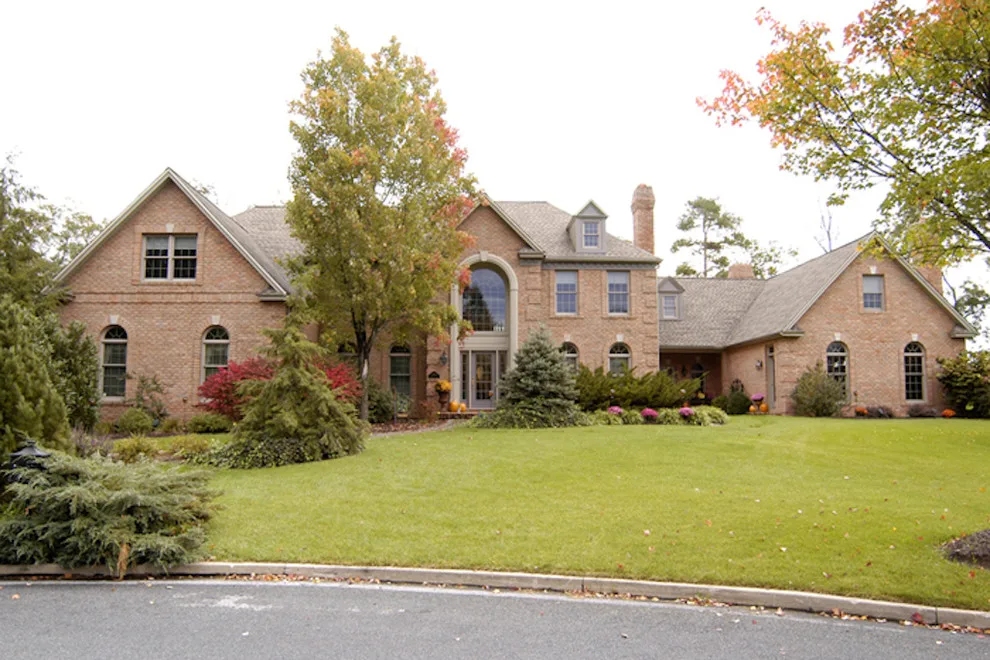 Hallmark Homes, Inc. - Photo 9