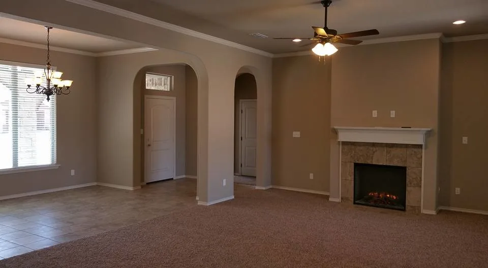 Lounge Areas and Fireplaces by Roten Homes, Inc. - Photo 2