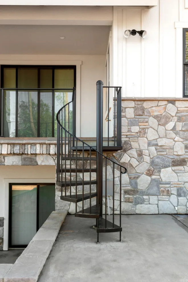 Modern Residence by Trilogy Construction, Inc. - Photo 14
