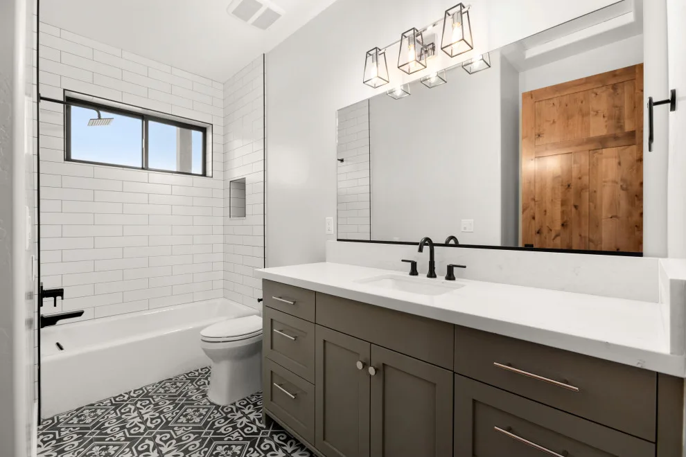 Modern Residence by Trilogy Construction, Inc. - Photo 15