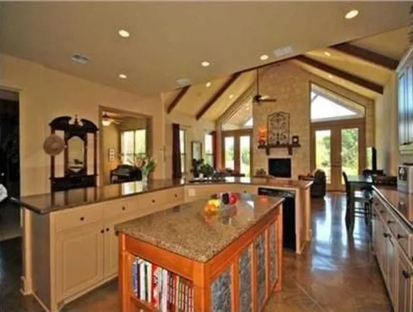 Comprehensive Home Renovation - Overlook 2 by Katz Builders, Inc. - Photo 4