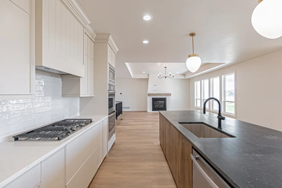 Gardner Homes - Photo 13