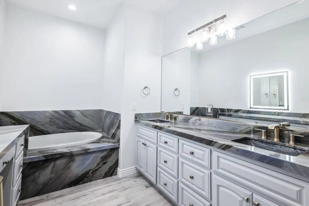 Palo Verde Meadows Bespoke by Maas Construction, Inc. - Photo 9