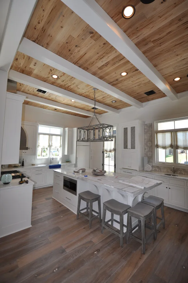 Coastal-Themed - Biltmore Parade Home by Braniff Construction - Photo 5