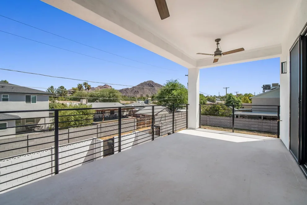 Phoenix Custom Home by Ruiz & Nicholson Construction, LLC - Photo 14