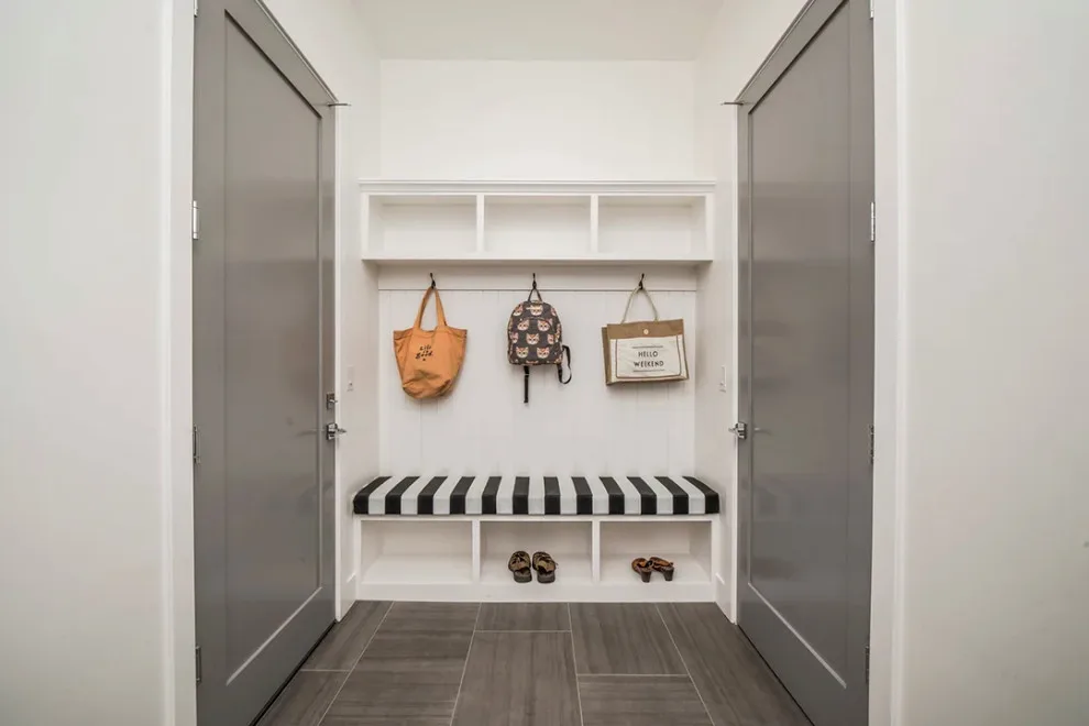 Phoenix Custom Home by Ruiz & Nicholson Construction, LLC - Photo 7