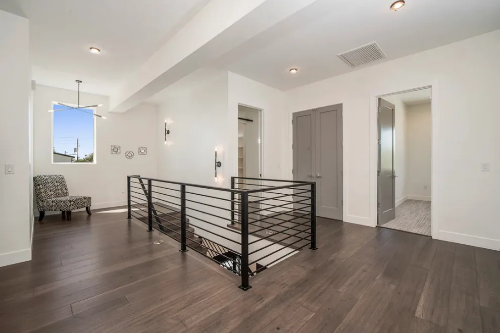 Phoenix Custom Home by Ruiz & Nicholson Construction, LLC - Photo 13