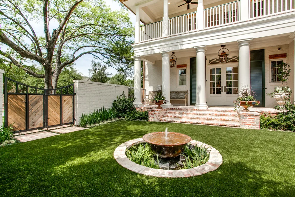Southern Charm in Park Cities Residence by Hawkins-Welwood Homes - Photo 3