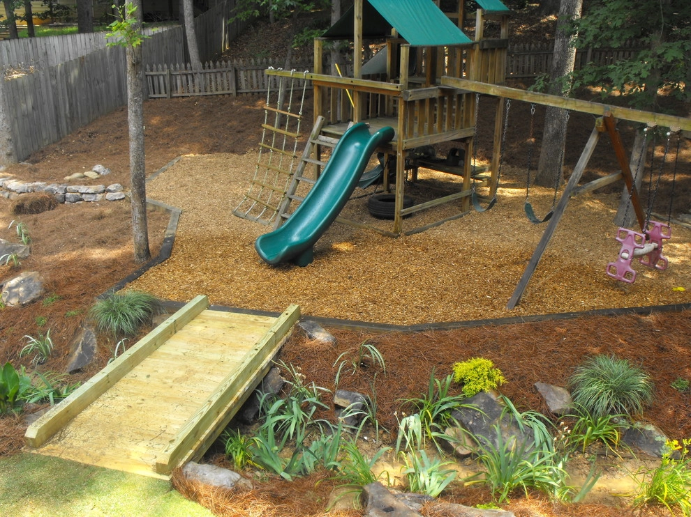 Outdoor Living by Landscape Studio - Photo 13