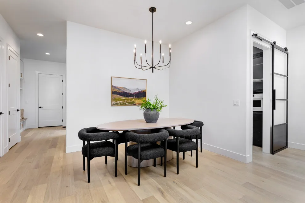 Highland Homes LLC - Photo 8