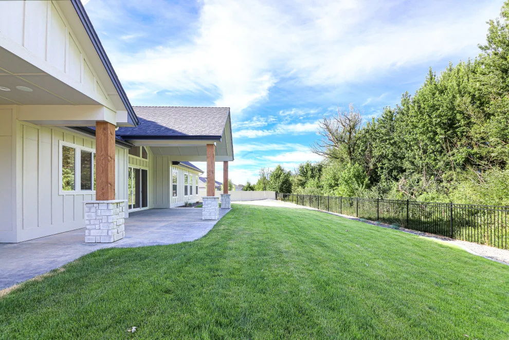 Patterson - Stags Crossing August 1 by Highland Homes LLC - Photo 21