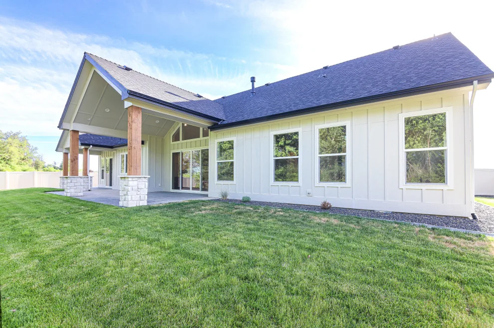 Patterson - Stags Crossing August 1 by Highland Homes LLC - Photo 11