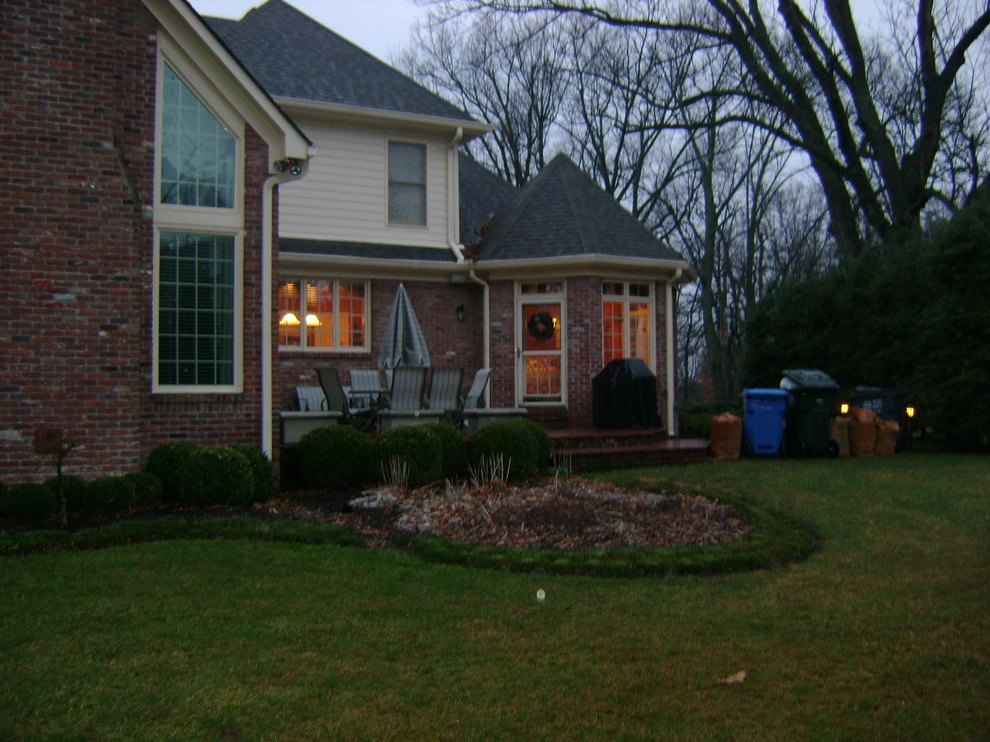 Suburban Living at its Finest by Landscape Workshop - Photo 2