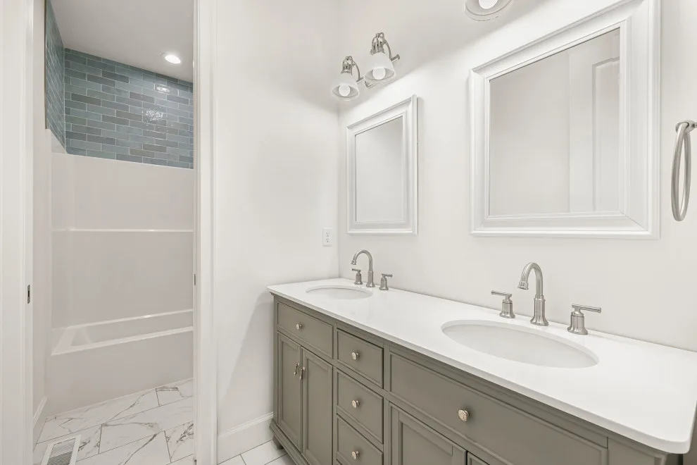 Perkins Residence by Blue Thistle Homes And Design - Photo 9