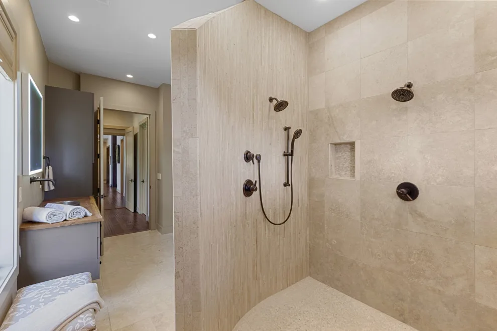 Petra Location by CHL Contractors Inc. - Photo 16