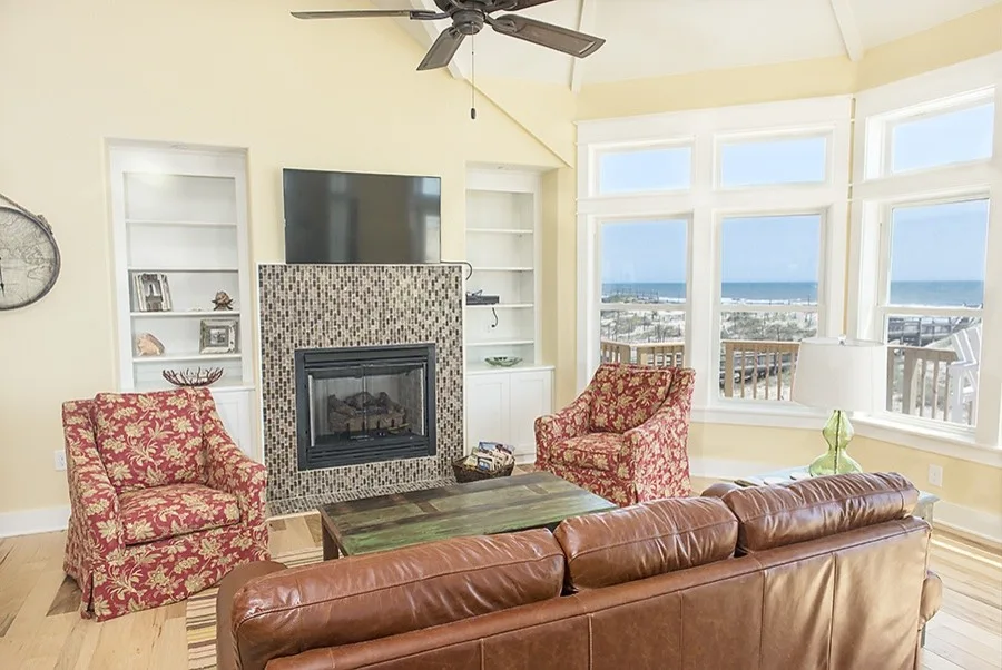Pinardo Family Residence by Tab Winborne Corporation - Photo 5