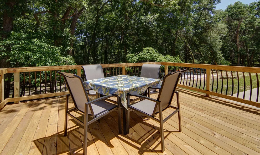 Pine Forest Residence by Mike Blake Custom Homes - Photo 15