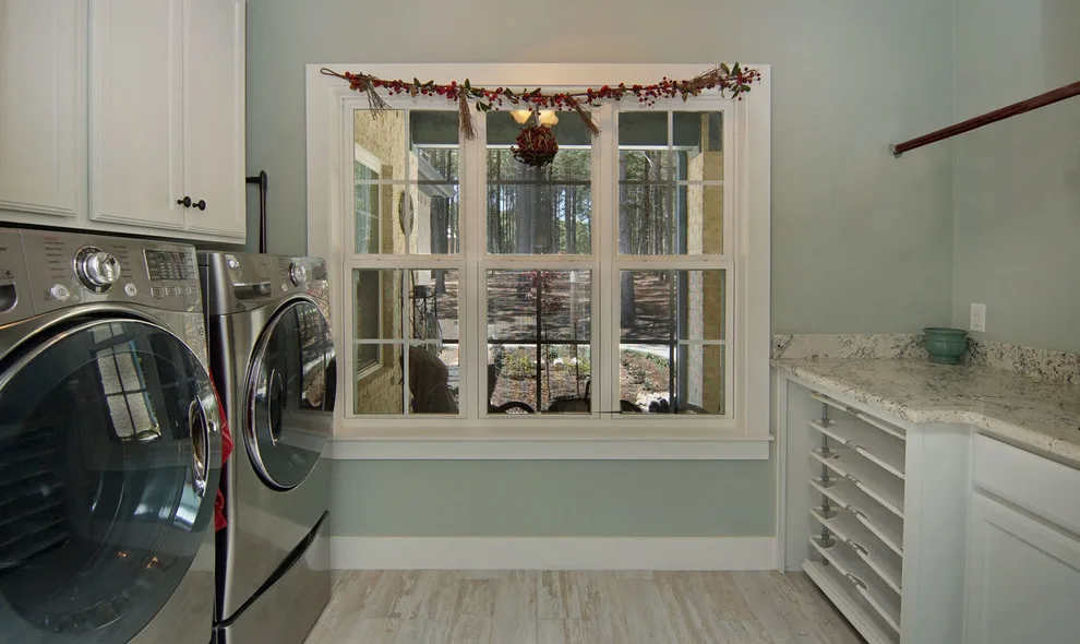 Pine Forest Residence by Mike Blake Custom Homes - Photo 22