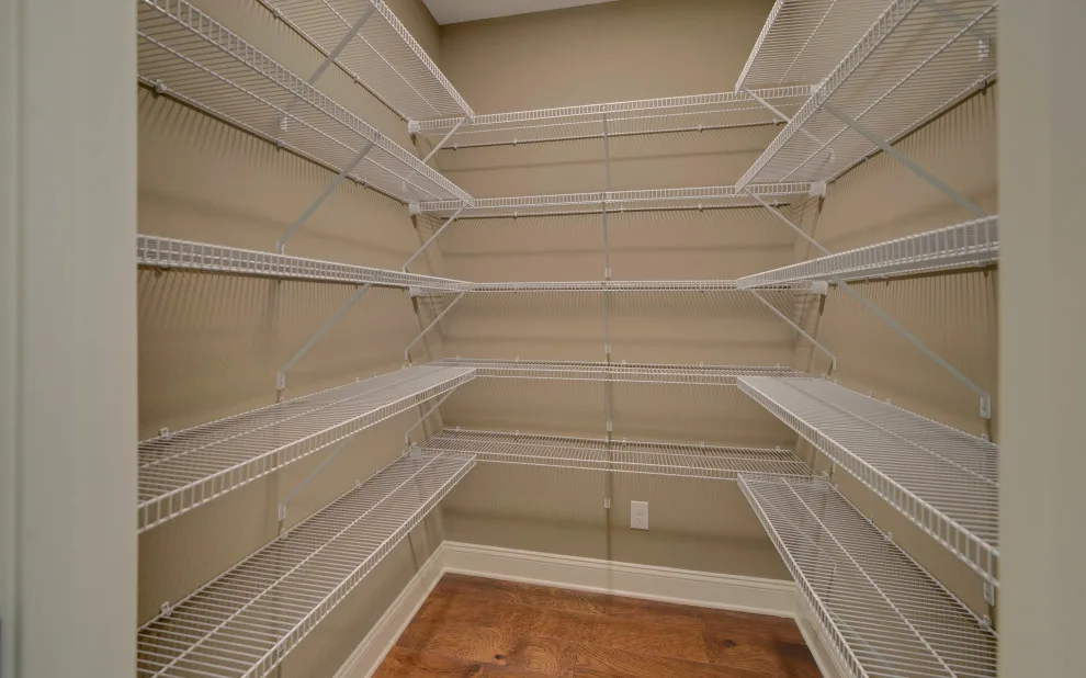 Project DG1010 Plan by Southernwood Homes - Photo 2