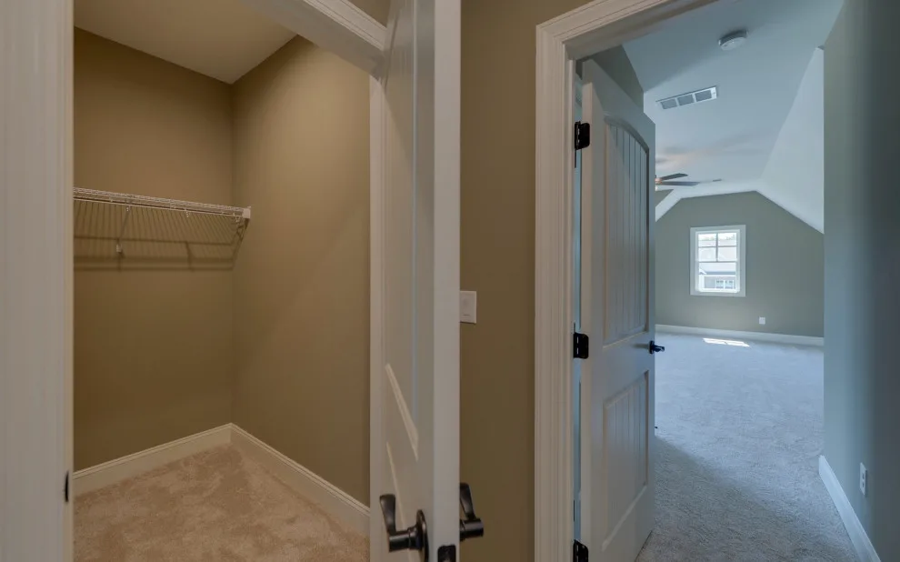 Project DG1010 Plan by Southernwood Homes - Photo 39