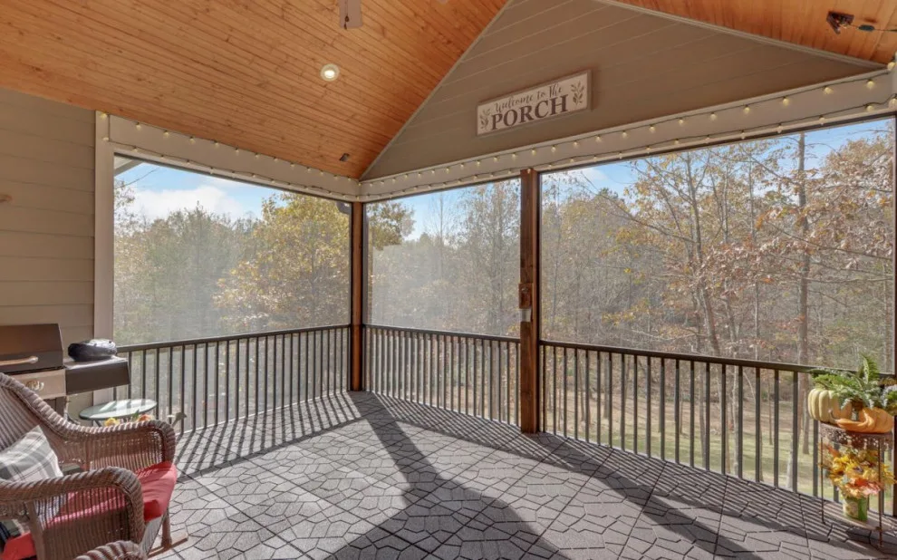 Project DG1015 Plan by Southernwood Homes - Photo 66
