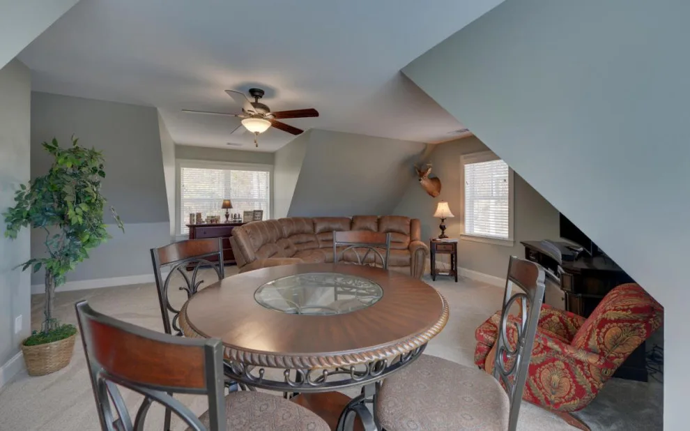 Project DG1015 Plan by Southernwood Homes - Photo 40