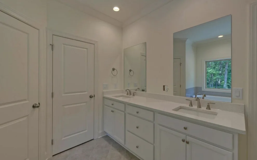 Project SW1040 Plan by Southernwood Homes - Photo 5