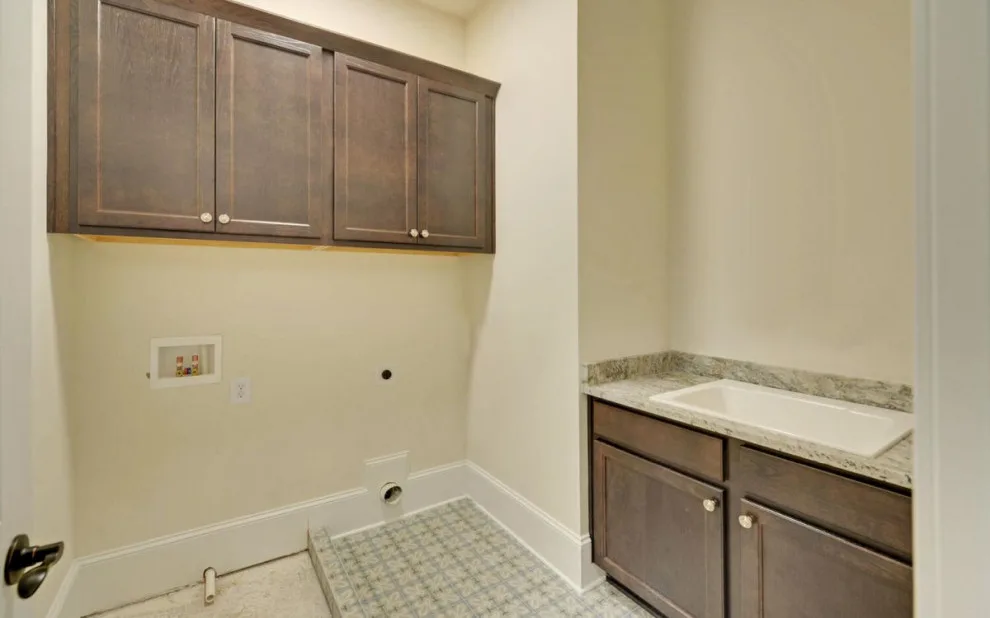 Project SW1041 Plan by Southernwood Homes - Photo 26