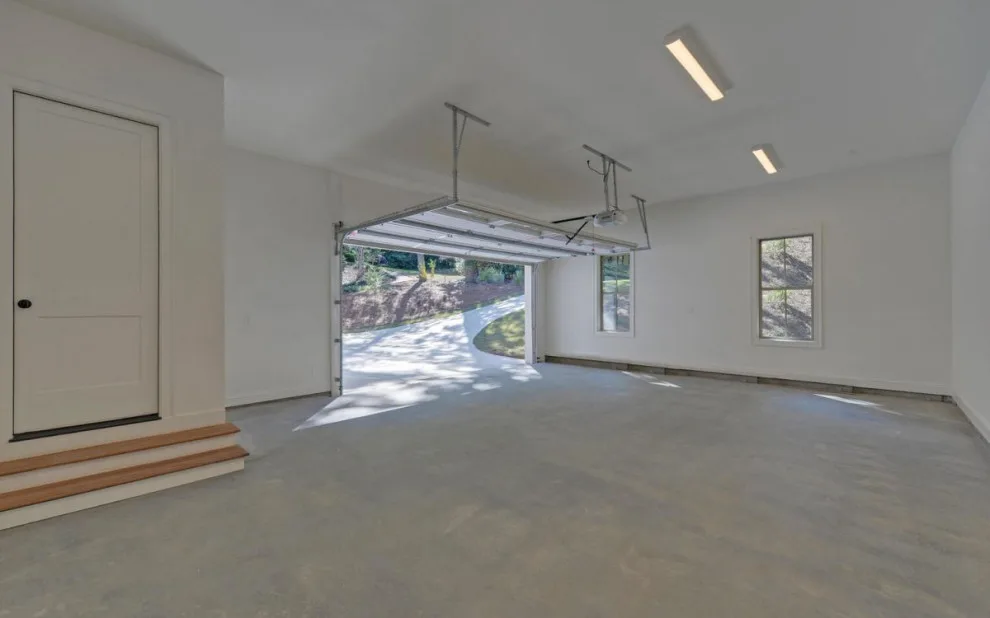 Project SW1042 Plan by Southernwood Homes - Photo 49