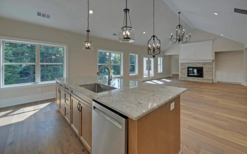 Project SW1044 Plan by Southernwood Homes - Photo 4