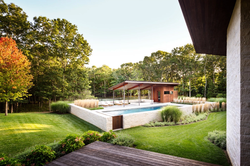 Water Mill Residence by Landstylist: Landscape Design Ideas, Curated. - Photo 4