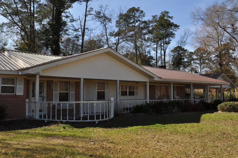 Verandas by Newton Log Homes Construction - Photo 2